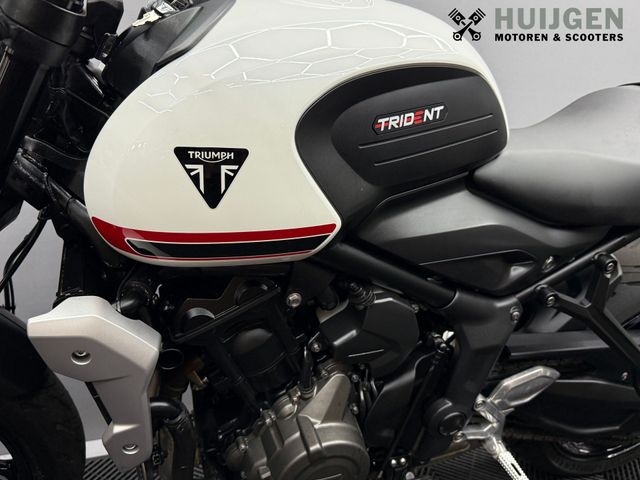 triumph - trident-660