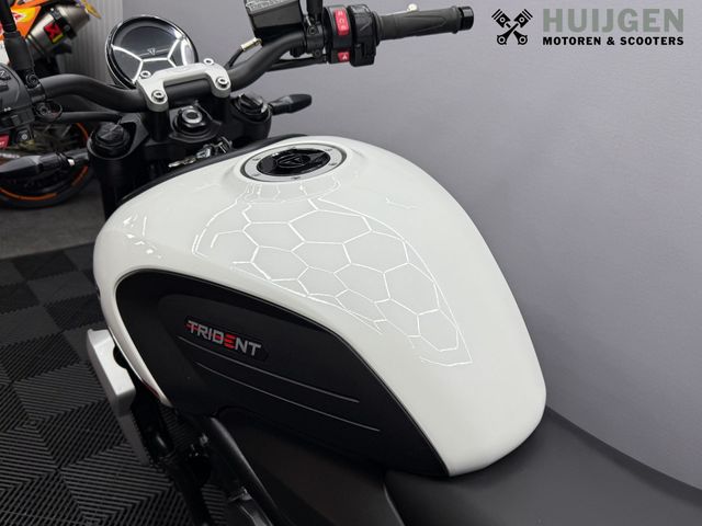 triumph - trident-660