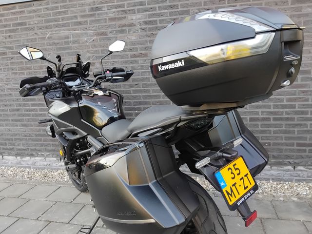 kawasaki - versys-650-grand-tourer