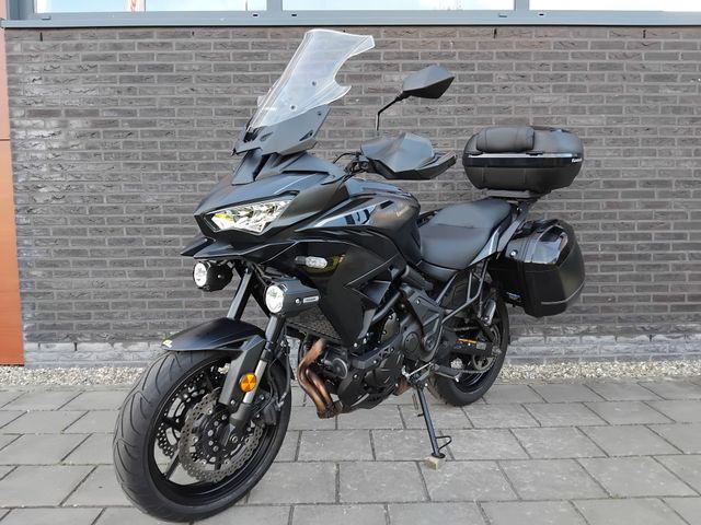 kawasaki - versys-650-grand-tourer