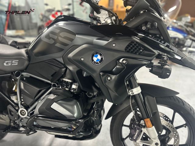 bmw - r-1250-gs-triple-black