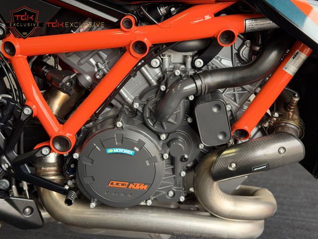 ktm - 1290-super-duke-r