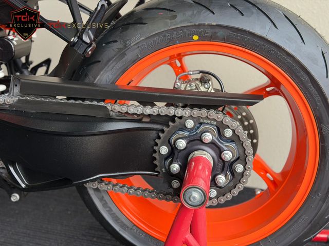 ktm - 1290-super-duke-r