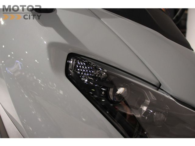 yamaha - tmax-tech-max-560