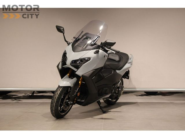 yamaha - tmax-tech-max-560