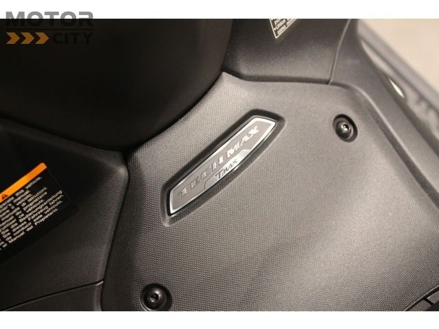 yamaha - tmax-tech-max-560