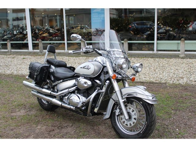 suzuki - 800-intruder