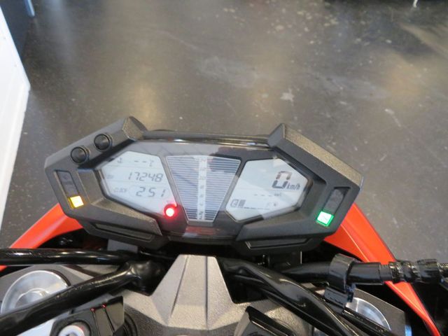 kawasaki - z-800-abs