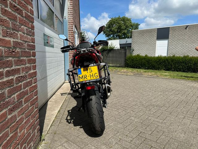 moto-morini - x-cape-650-abs-cast