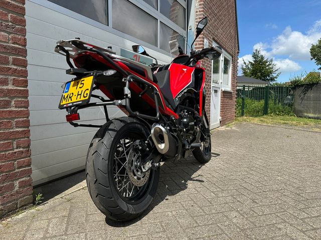 moto-morini - x-cape-650-abs-cast