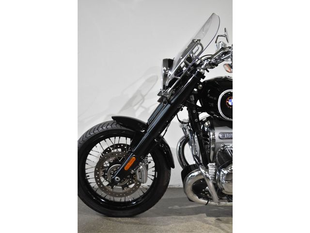 bmw - r-18