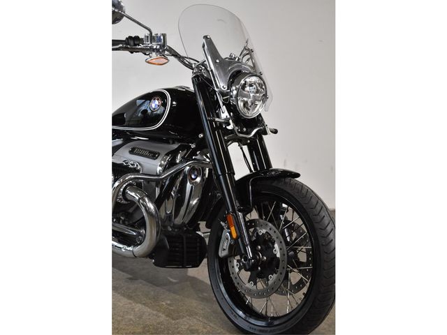 bmw - r-18
