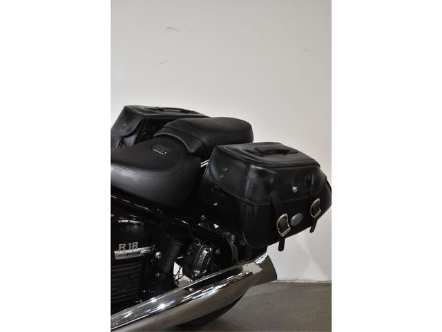 bmw - r-18
