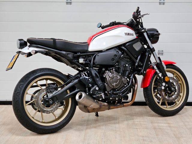 yamaha - xsr-700-abs