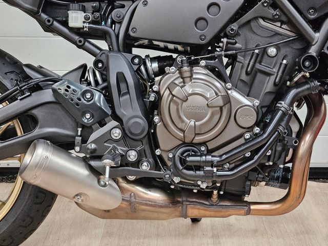 yamaha - xsr-700-abs