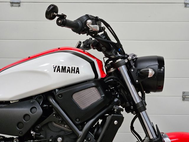 yamaha - xsr-700-abs