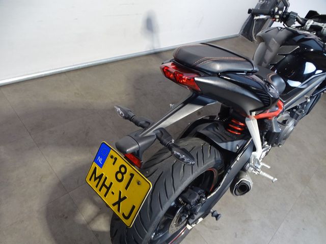 triumph - street-triple-r