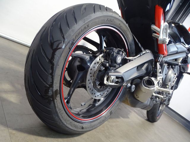 triumph - street-triple-r