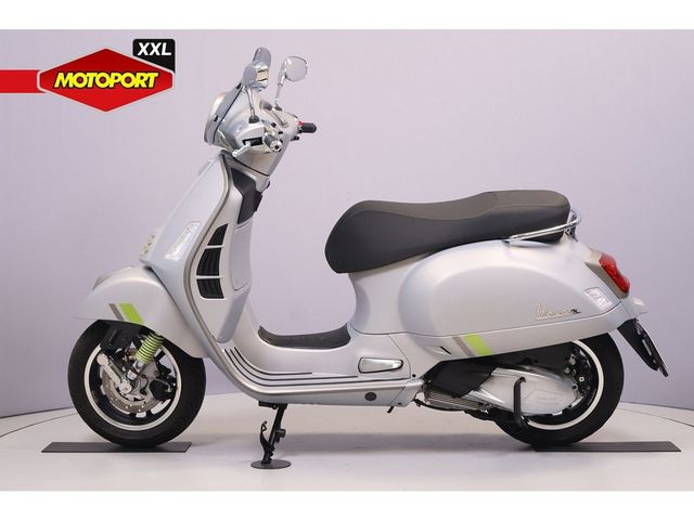 vespa - gts-super-tech-300