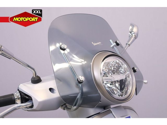 vespa - gts-super-tech-300