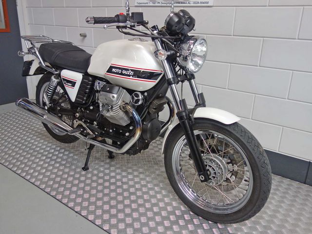moto-guzzi - v-7-classic