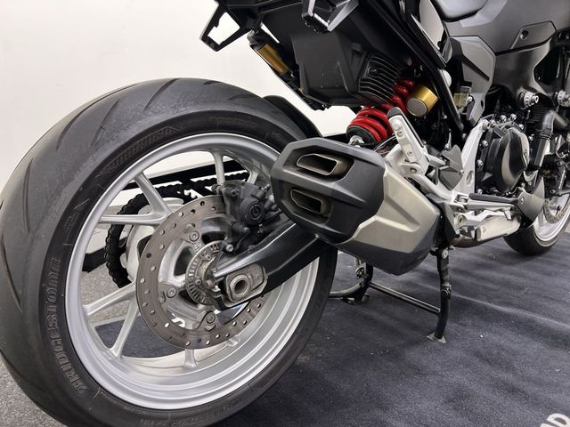bmw - f-900-r