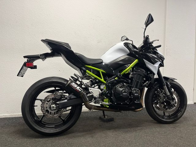 kawasaki - z900