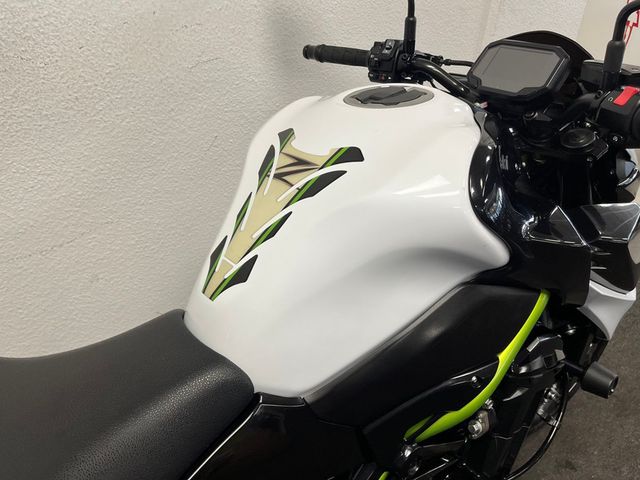 kawasaki - z900