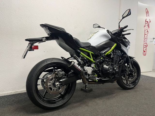 kawasaki - z900