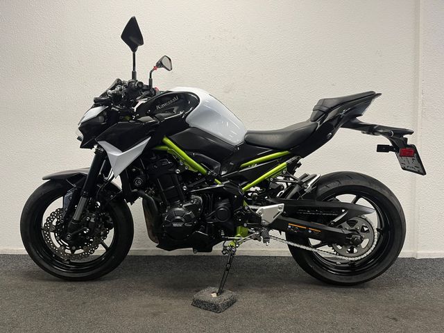 kawasaki - z900