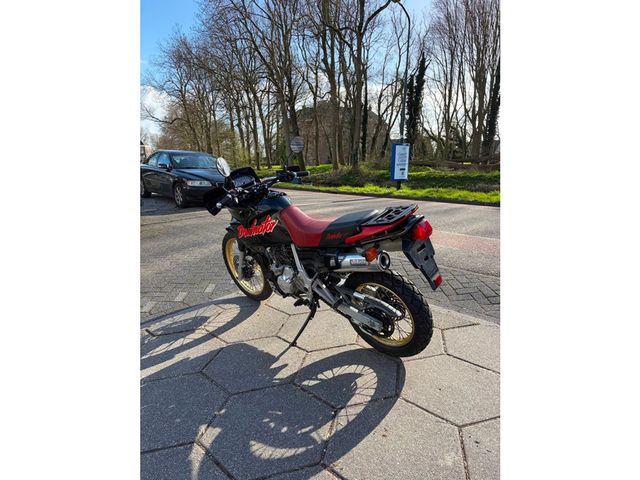 honda - nx-650--dominator