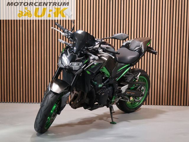 kawasaki - z900