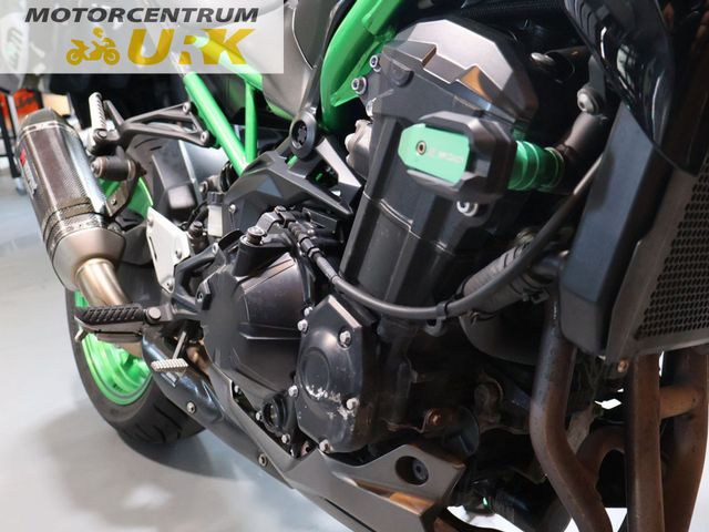 kawasaki - z900