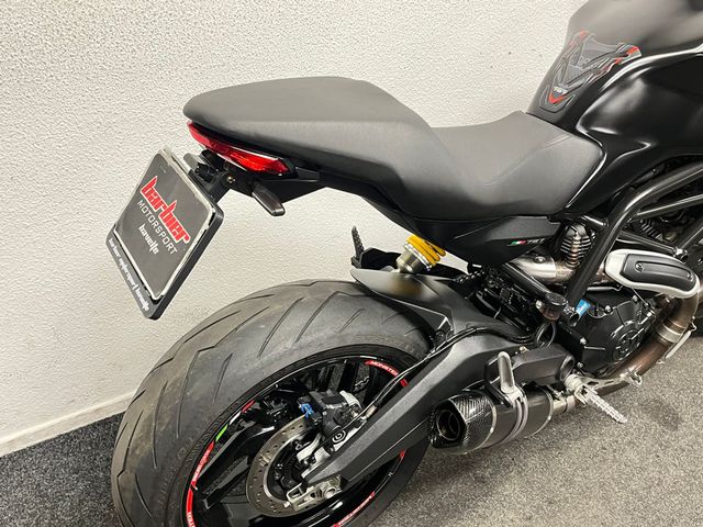 ducati - monster-797