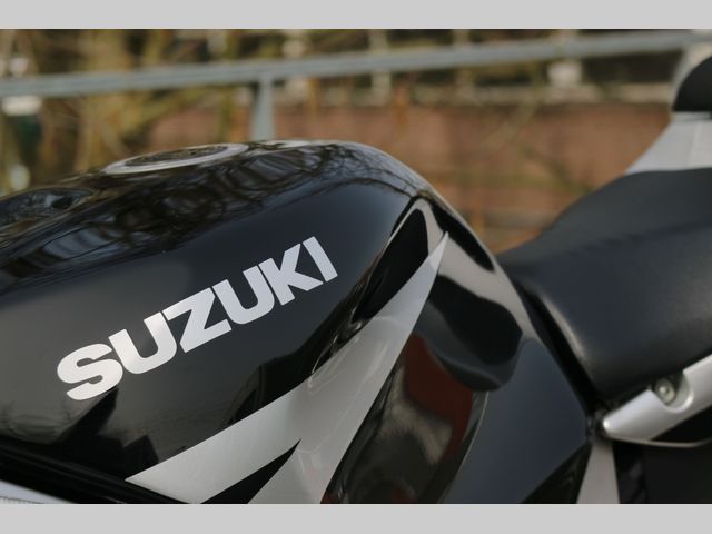 suzuki - gsx-r-600