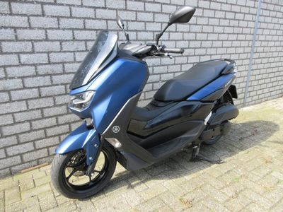 YAMAHA NMAX 125 – foto 4