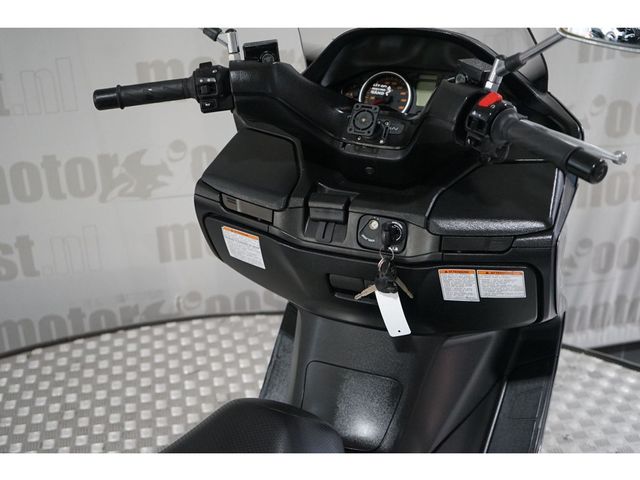 suzuki - an-400-burgman-abs