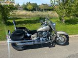 YAMAHA XVS 650 DRAGSTAR