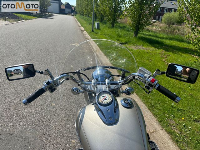 yamaha - xvs-650-dragstar
