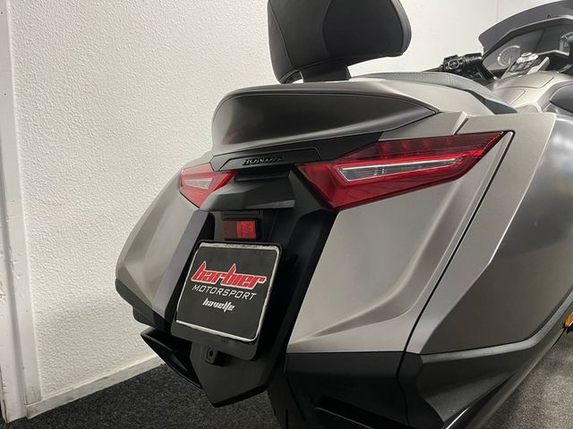 honda - gl-1800-goldwing