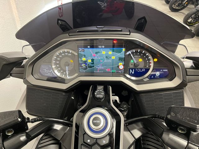 honda - gl-1800-goldwing