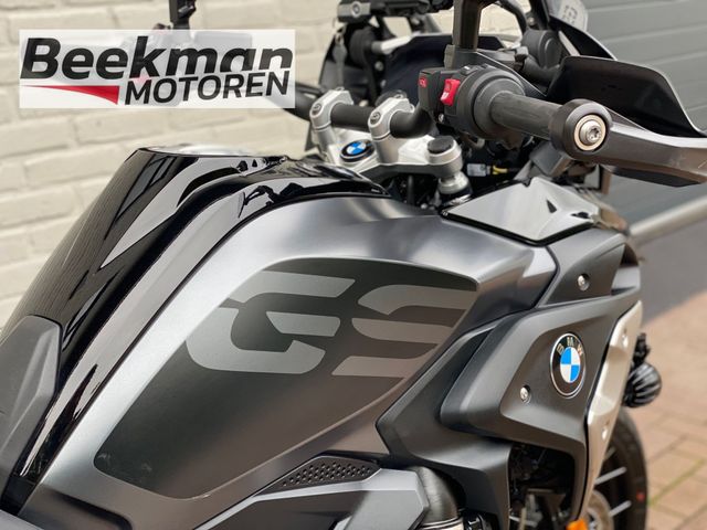 bmw - r-1250-gs-triple-black