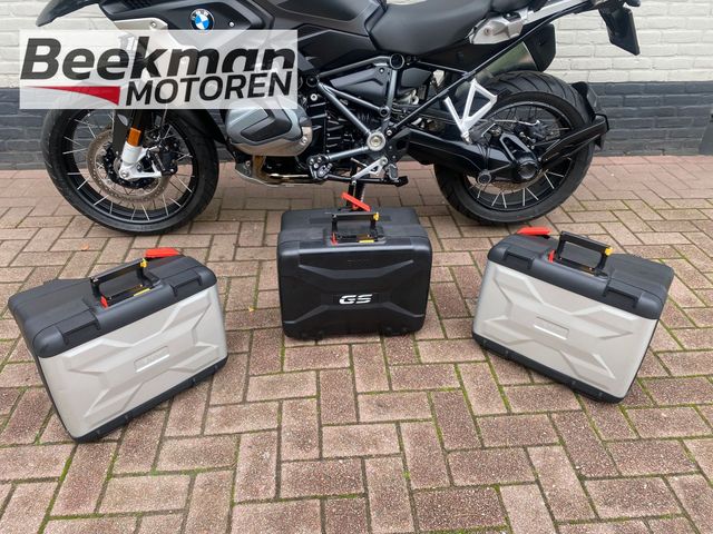 bmw - r-1250-gs-triple-black