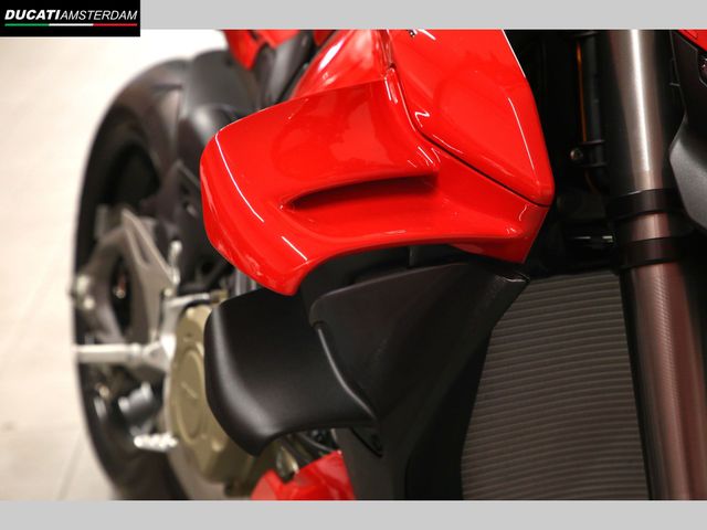 ducati - streetfighter-v4