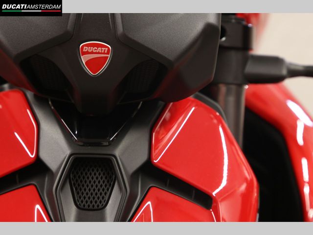 ducati - streetfighter-v4