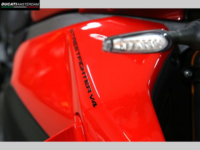 ducati - streetfighter-v4
