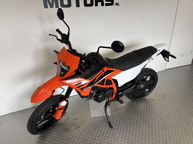 ktm - 125-smc-r