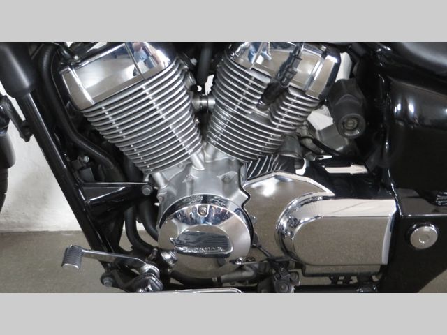 honda - vt-750-c2b-black-spirit