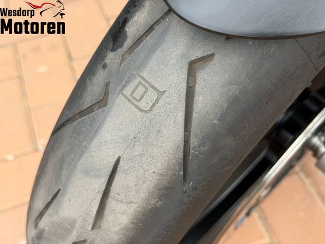 ducati - streetfighter-v4s
