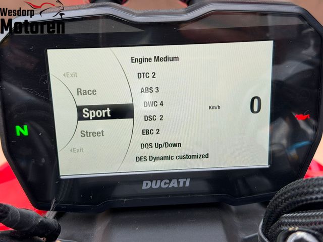 ducati - streetfighter-v4s